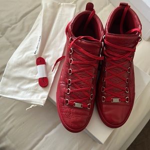 Balenciaga sneakers good shape